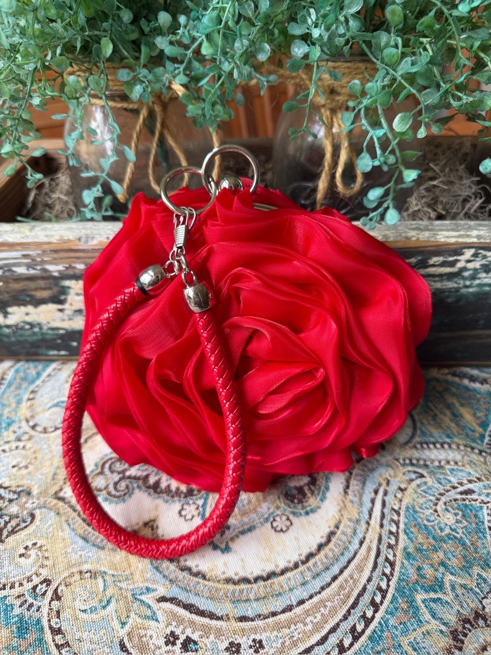 Wristlet Evening Bag Red Rosette Kiss Lock Satin Floral Cl